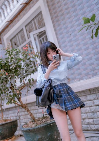 欧美超模詹娜写真_1080手机在线观看