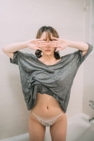 欧美精品成人第一第二区_90分钟完整视频视频大全