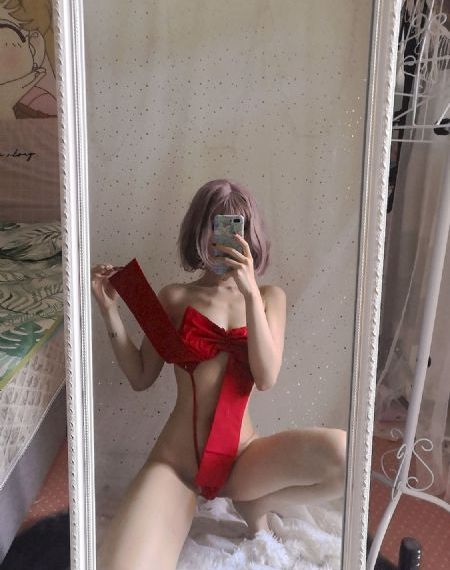 欧美人人草_高清完整版免费在线观看